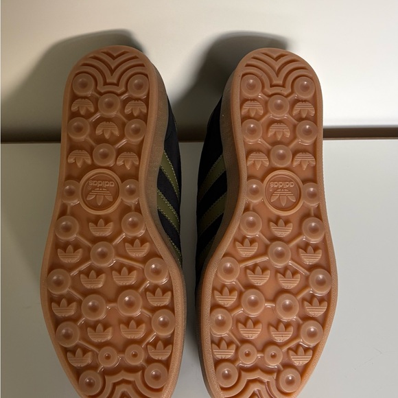 Adidas Gazelle Black and Olive Sneakers - Picture 4 of 4